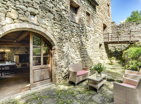 Molino di Sant'Antimo-Castelnuovo dell'Abate必去景点