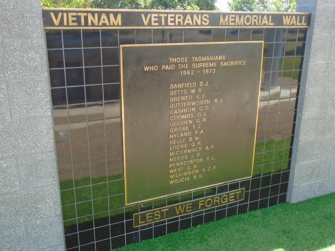 Vietnam Veterans Memorial Avenue-Devonport必去景点