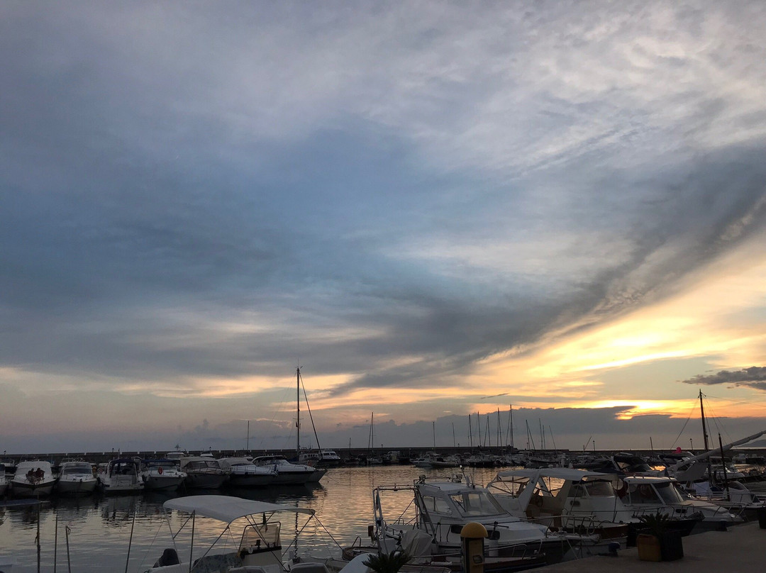 Spiaggia Di Pisciotta Marina景点图片