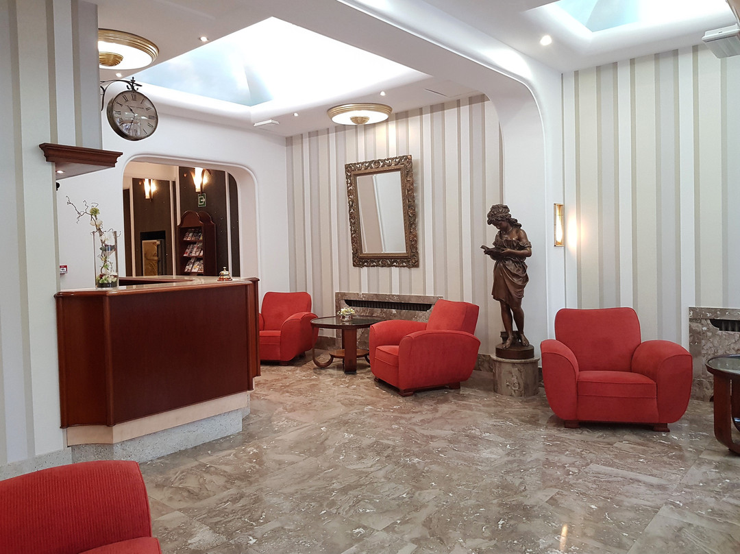 Hotel Cardinal主图