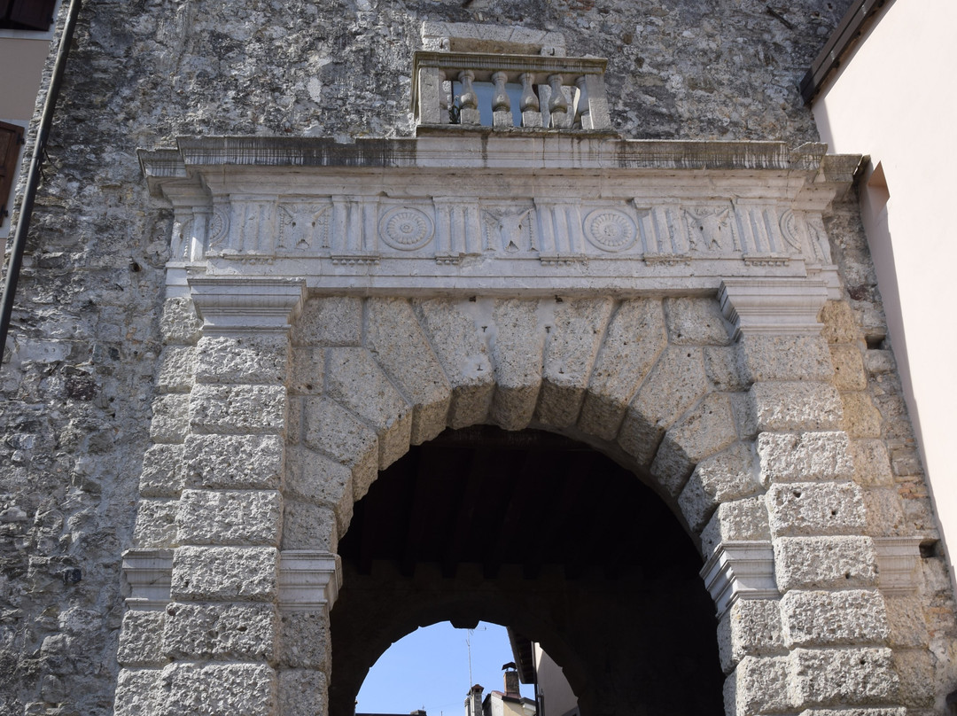 Porta Gemona o Portonat景点图片