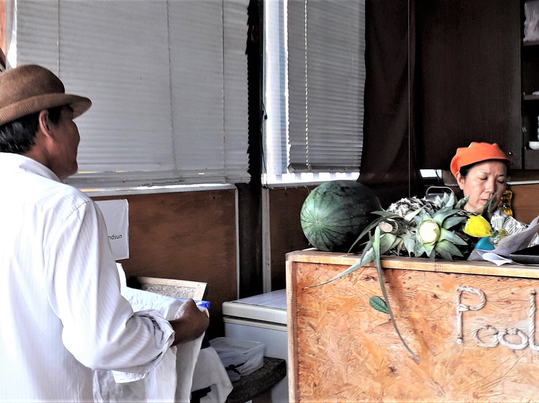 东方海滩度假酒店主图