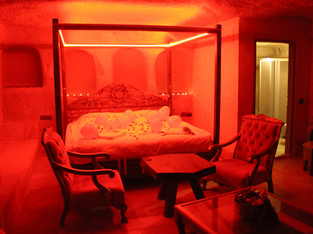 Hilem Cave House主图