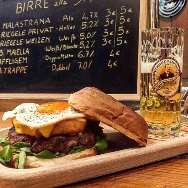 B Corner - Best Beer & Burger House