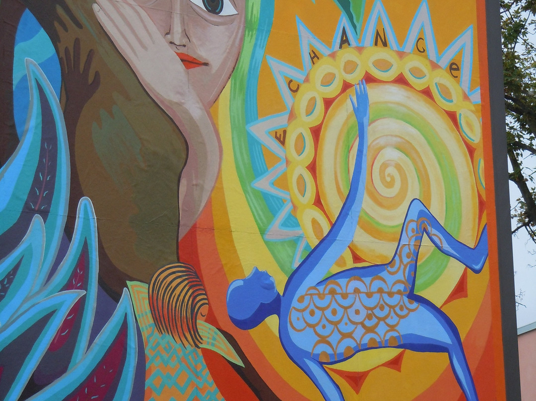Fresque Solidarite景点图片