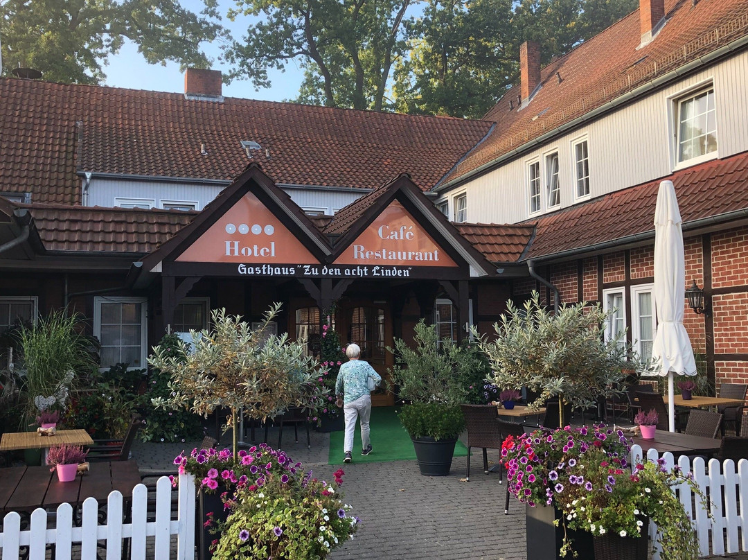 阿彻特灵登酒店主图