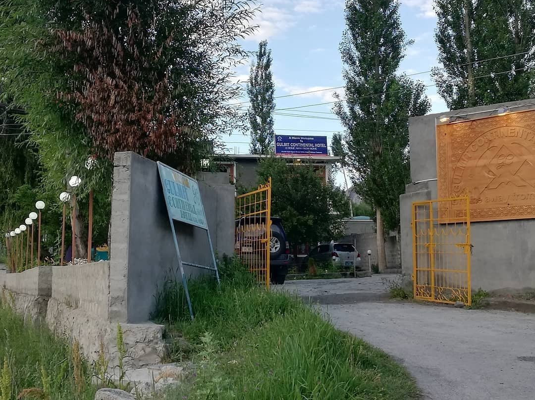 Gulmit Continental Hotel主图