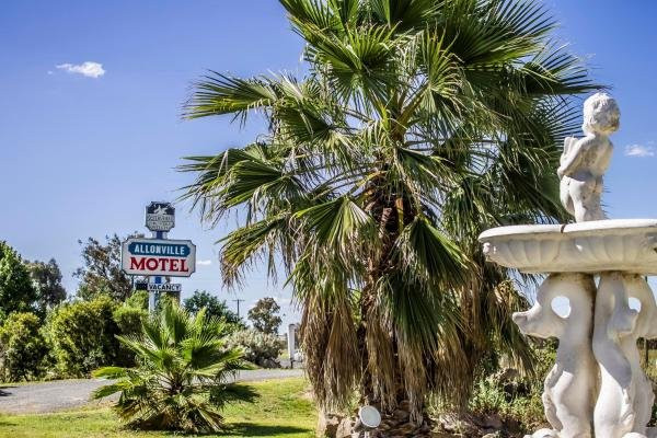 Allonville Motel主图