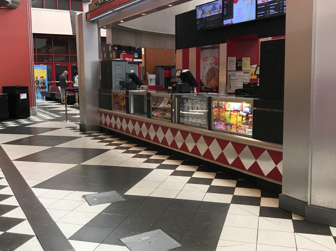 AMC Loews Stony Brook 17-Stony Brook必去景点