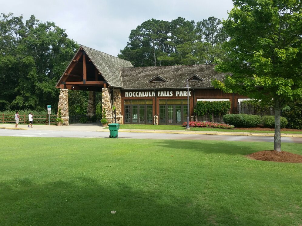 2024年4月Noccalula Falls Park & Campground景点攻略Noccalula Falls Park