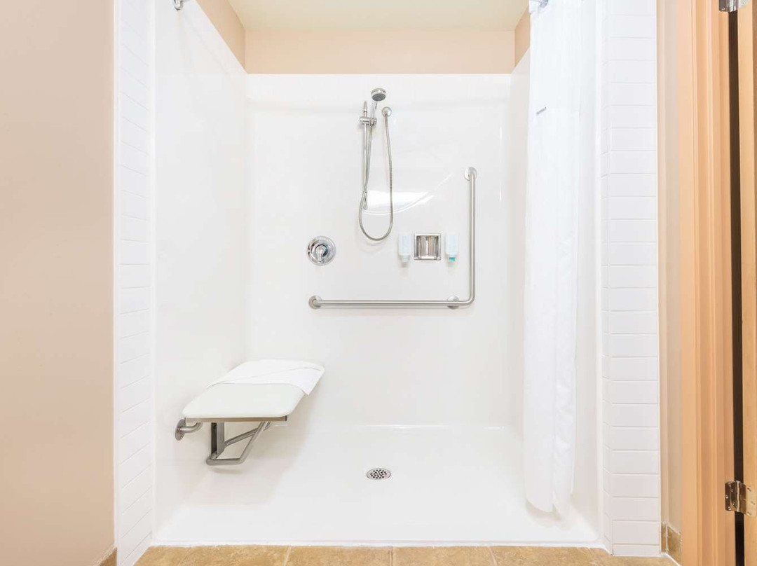 Super 8 by Wyndham St Johns主图