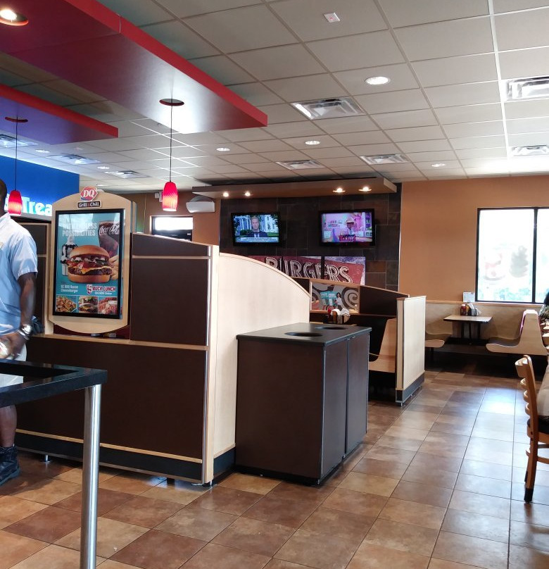 White Hall餐馆和美食-Dairy Queen Grill & Chill