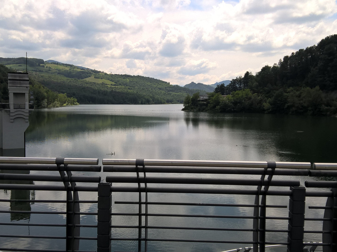 Lago di Trebecco e Diga del Molato景点图片