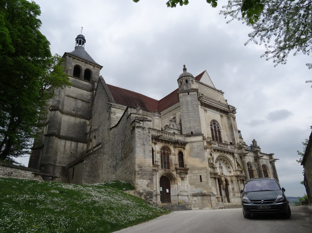 Eglise Saint-Pierre de Tonnerre景点图片