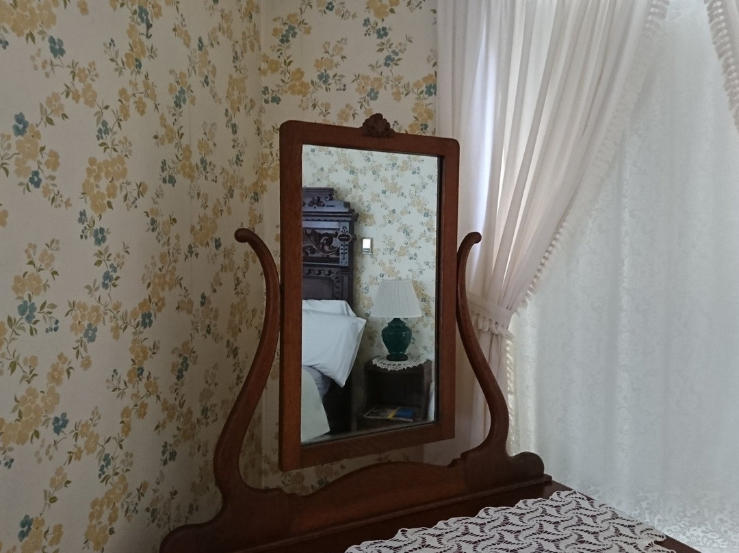 Three Stanley Avenue主图