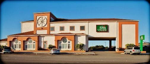 BayVue Hotel, Resort & Suites主图