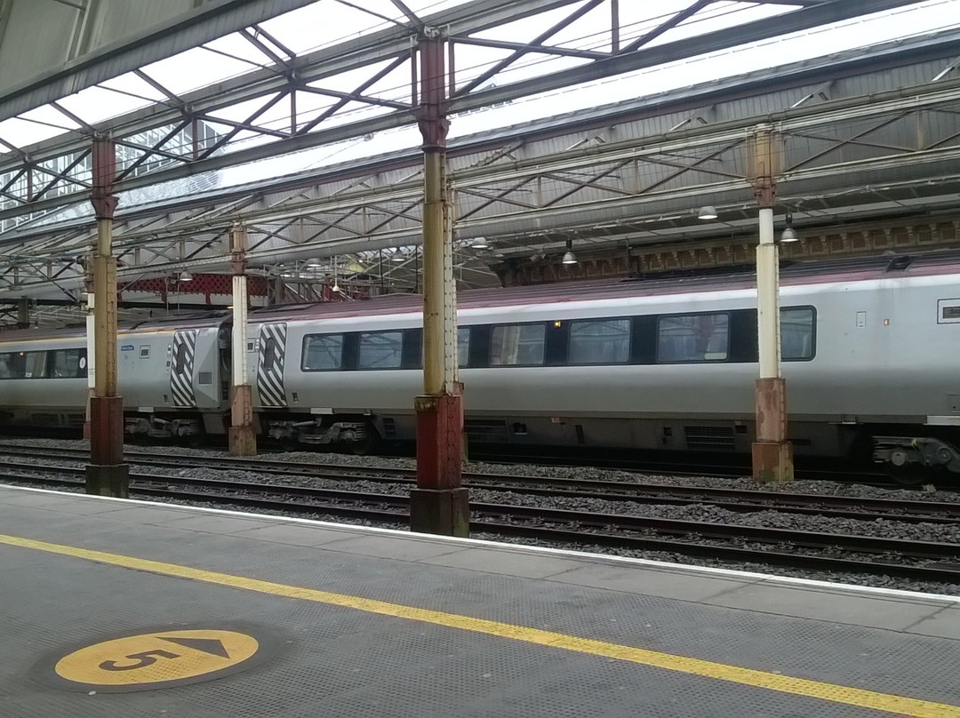 Crewe Railway Station景点图片