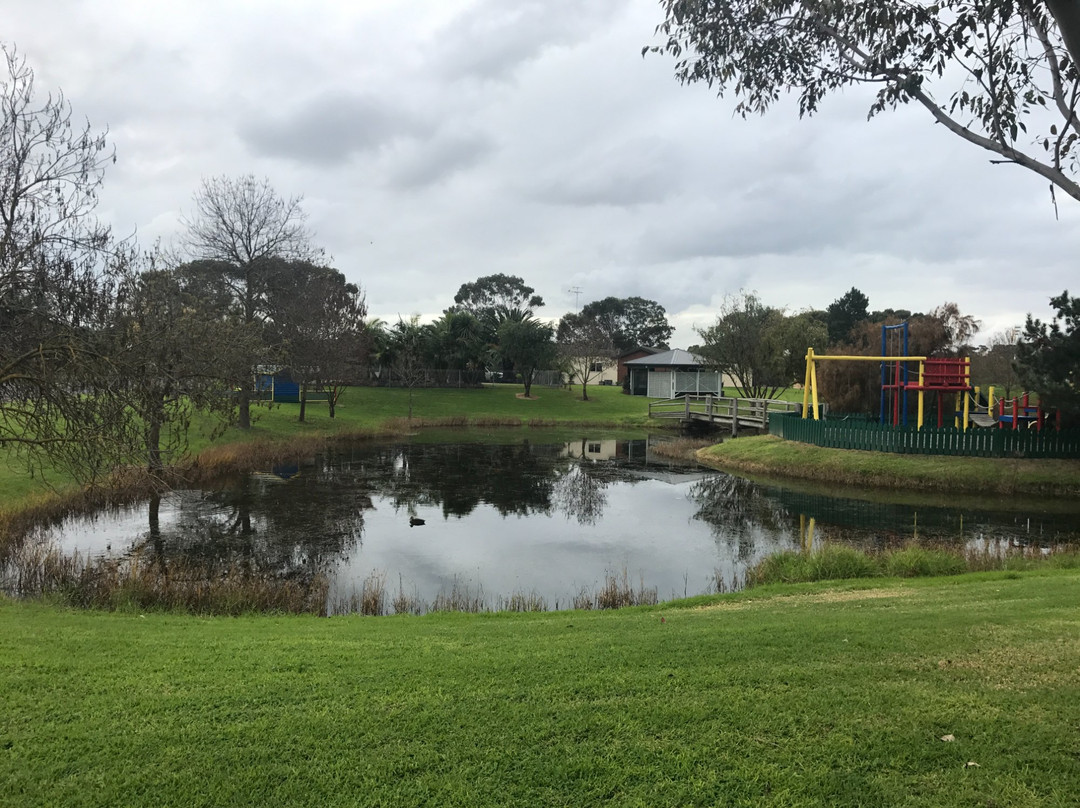 巴望谷山庄主图