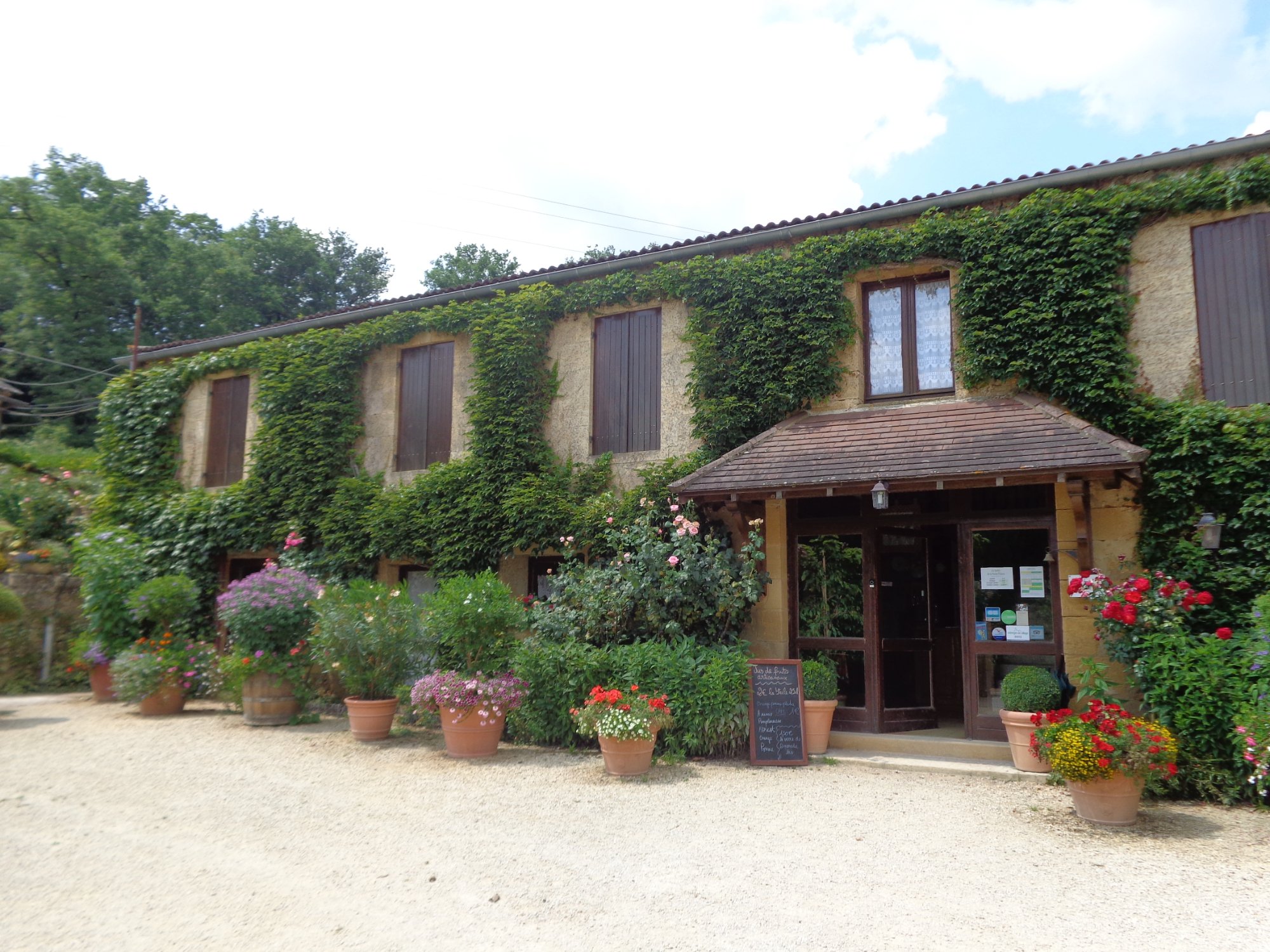 La Ferme Fleurie-官方