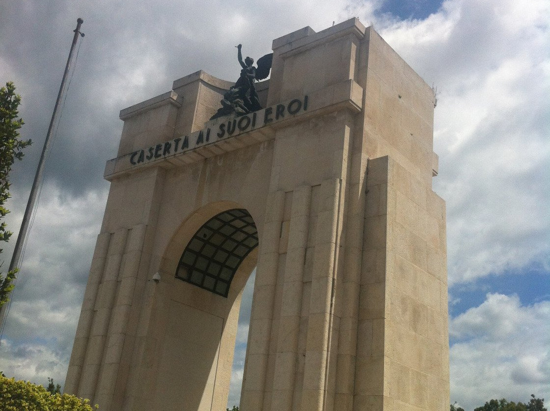 Monumento ai Caduti in guerra - Arco di Trionfo景点图片
