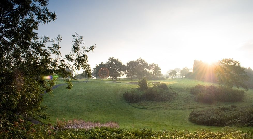 Tall Pines Golf Club-贝克韦尔必去景点