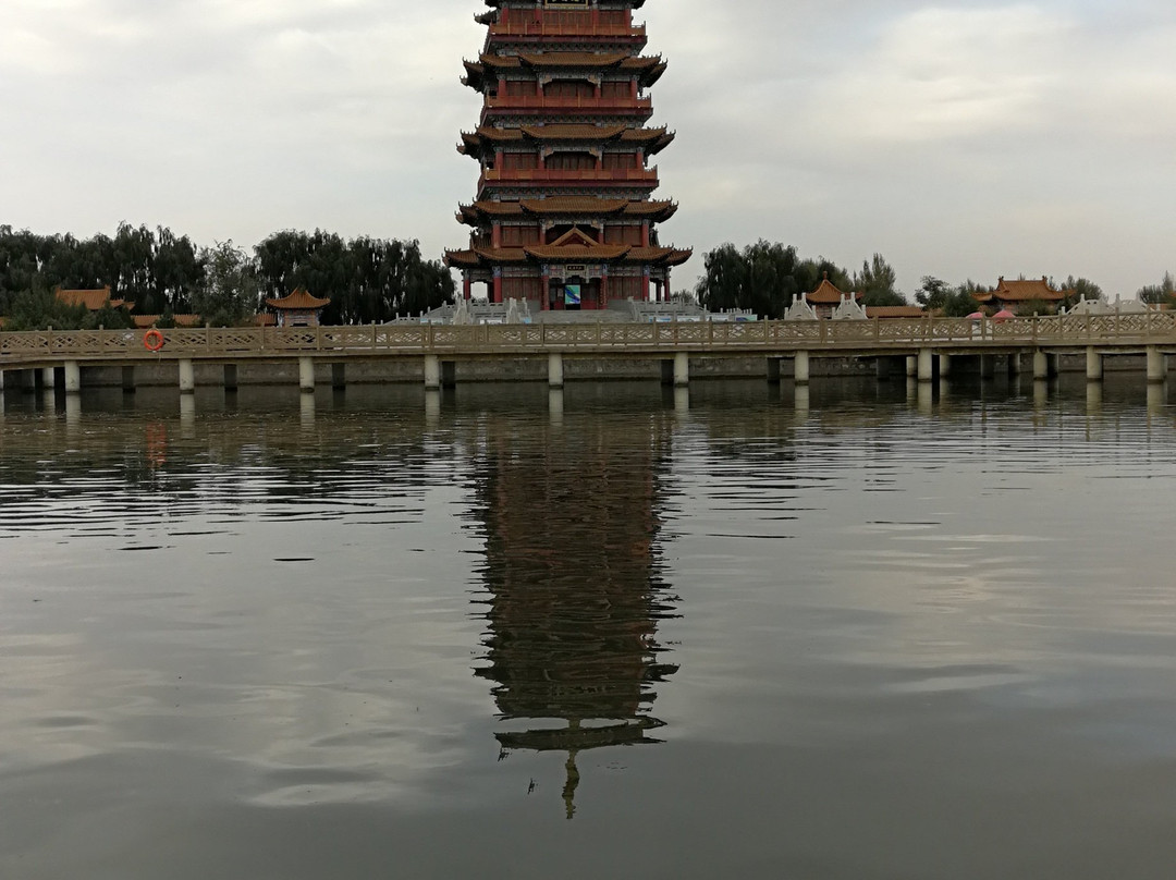 高台县大湖湾风景区景点图片