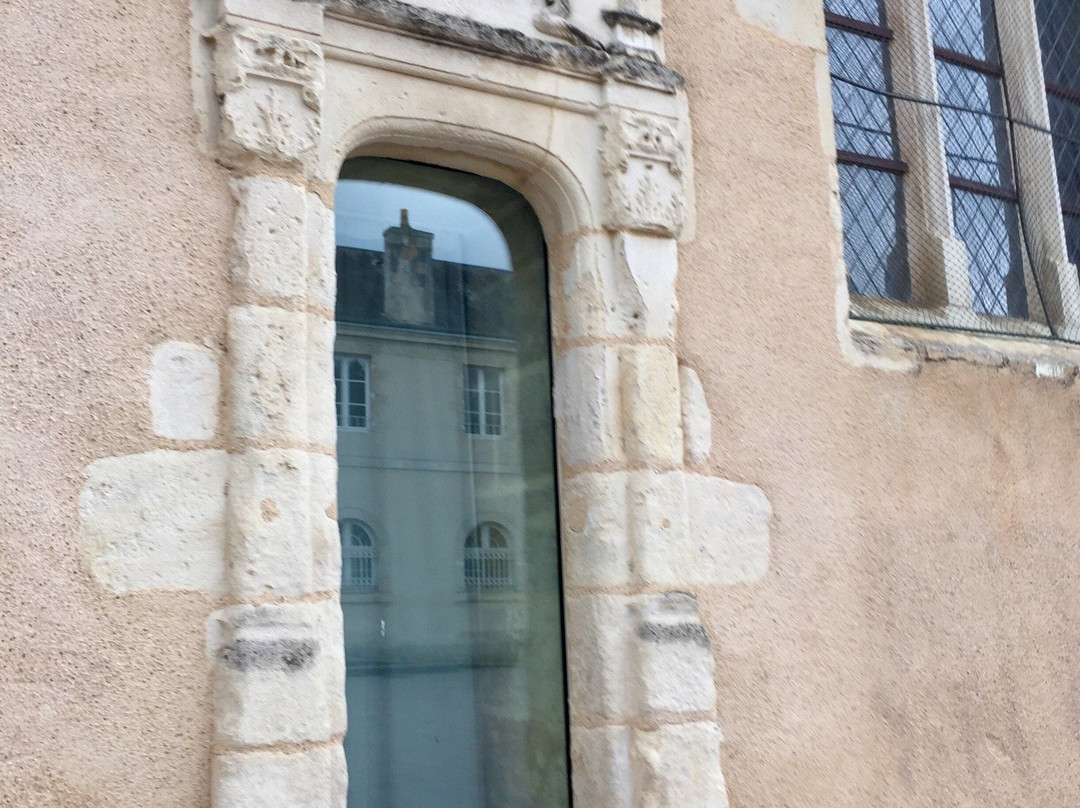 Eglise Saint-Germain-普瓦捷必去景点