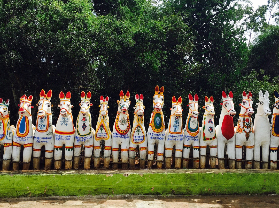 Ayyanar Horse Temple景点图片