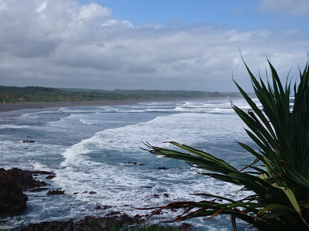 Karang Tawulan Beach-Tasikmalaya必去景点