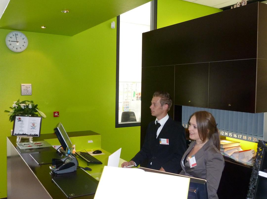 Son en Breugel酒店住宿-Onderwijshotel De Rooi Pannen Eindhoven