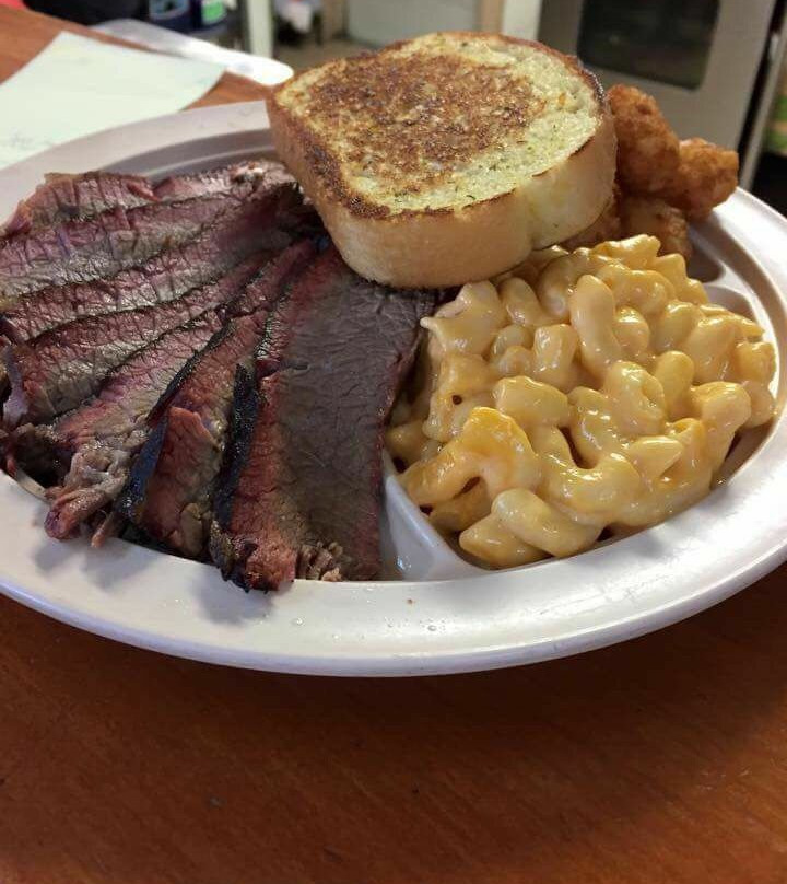 Holiday餐馆和美食-Smokin Out