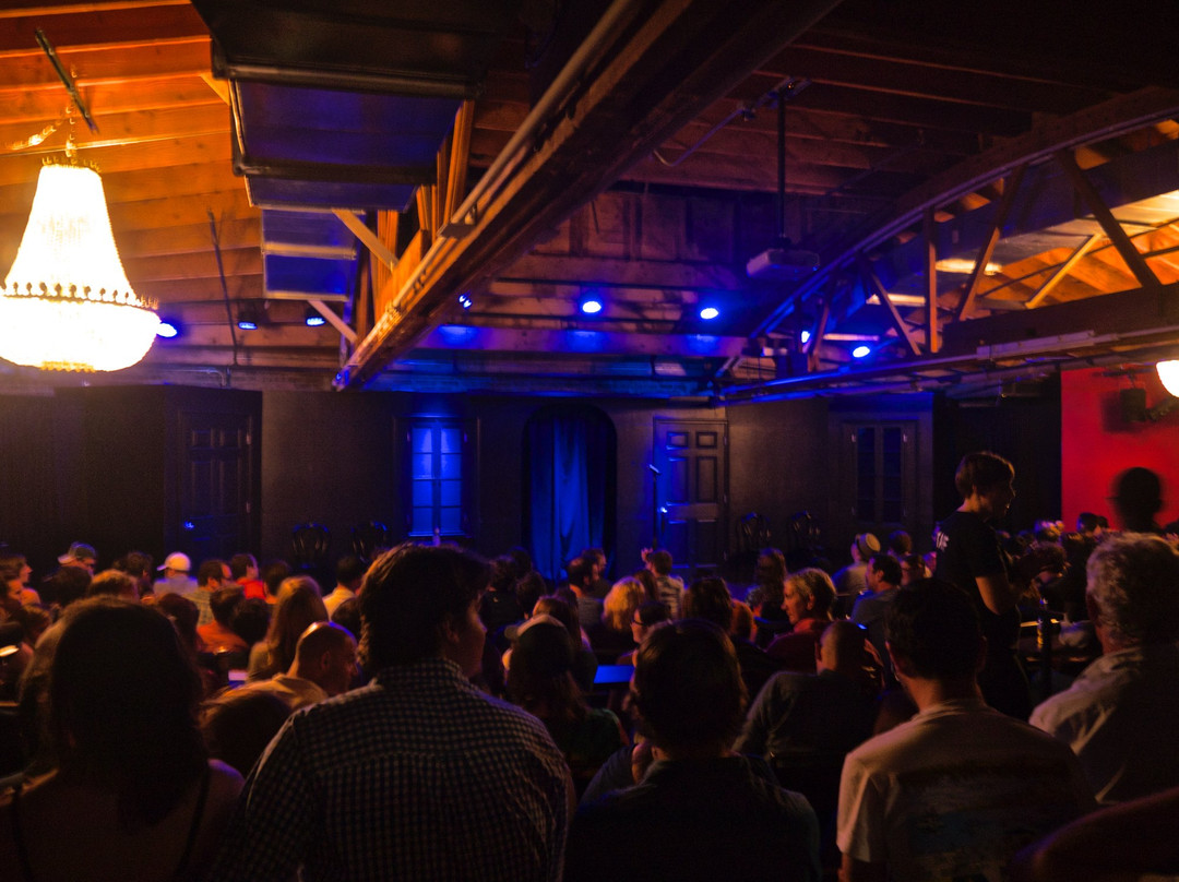 The iO Theater-芝加哥必去景点