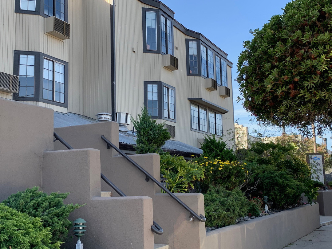 Wave Street Inn主图