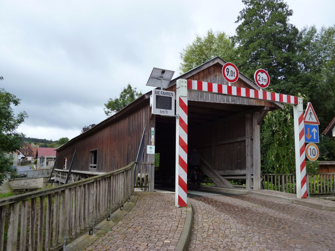 Überdachte Holzbrücke über die Ilm景点图片