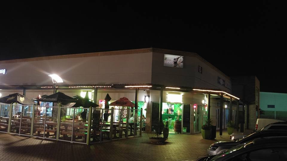 Clarendon Marine餐馆和美食-The BayLeaf Bistro