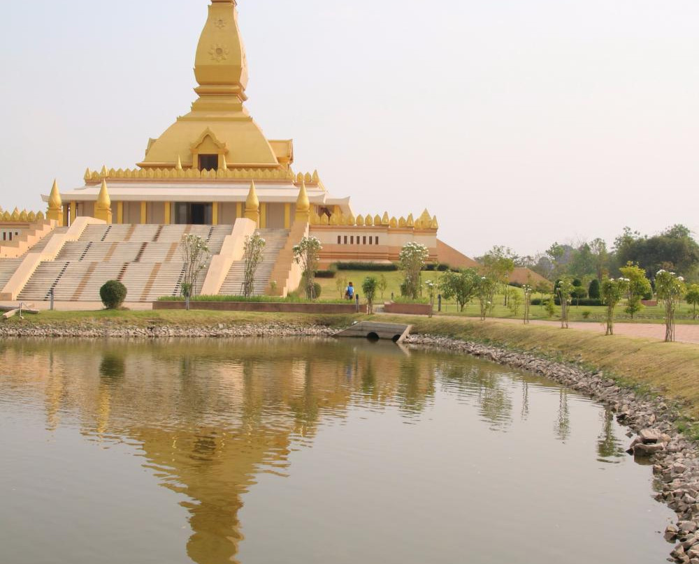 Chedi Maha Mongkol Bua景点图片