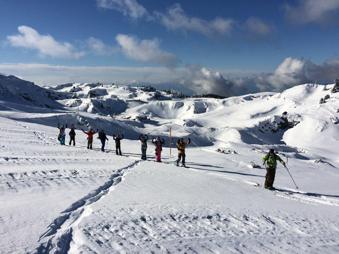 WayOut Adventures-Schinoussa Town必去景点