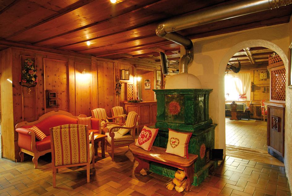 Varena酒店住宿-拉斯图亚酒店