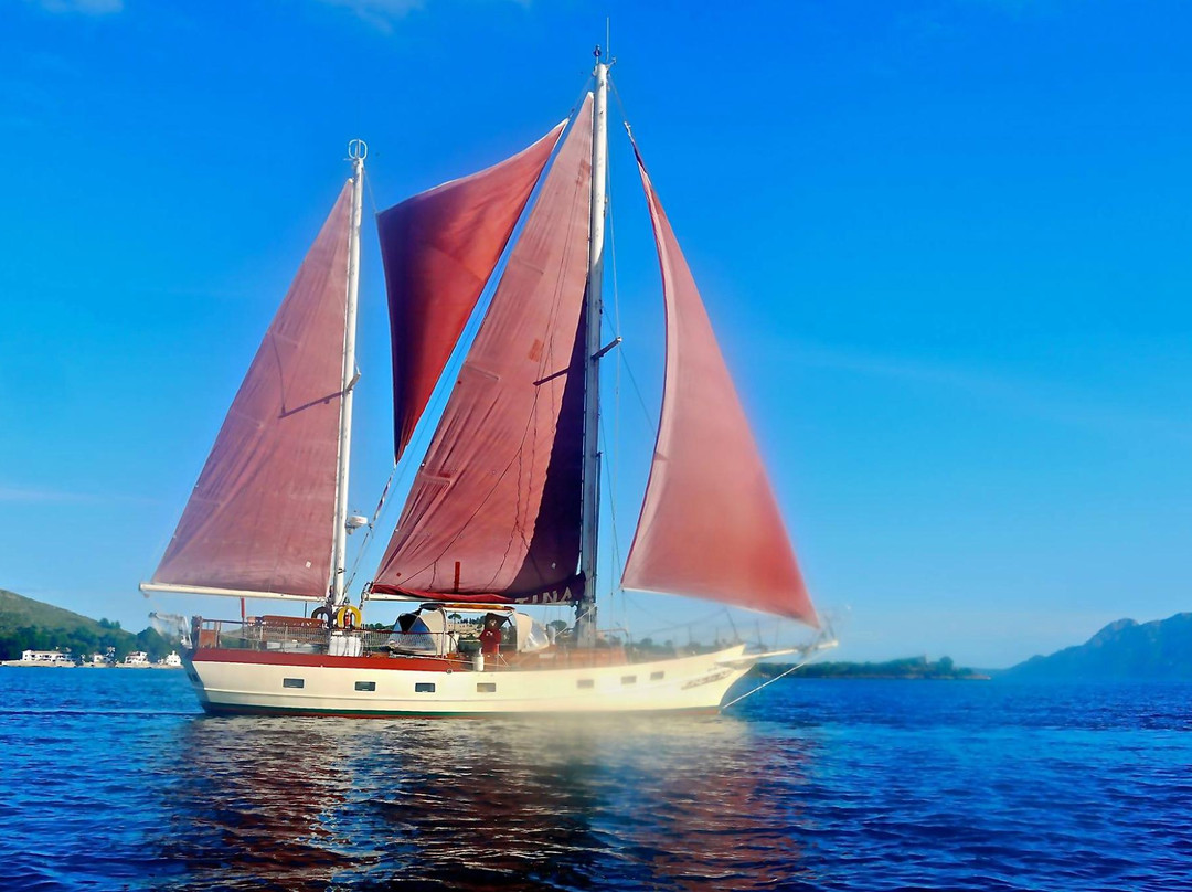 Sailaway Charters