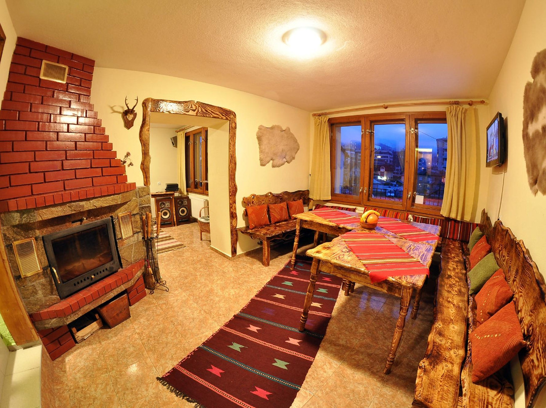 Eco House Family Hotel主图