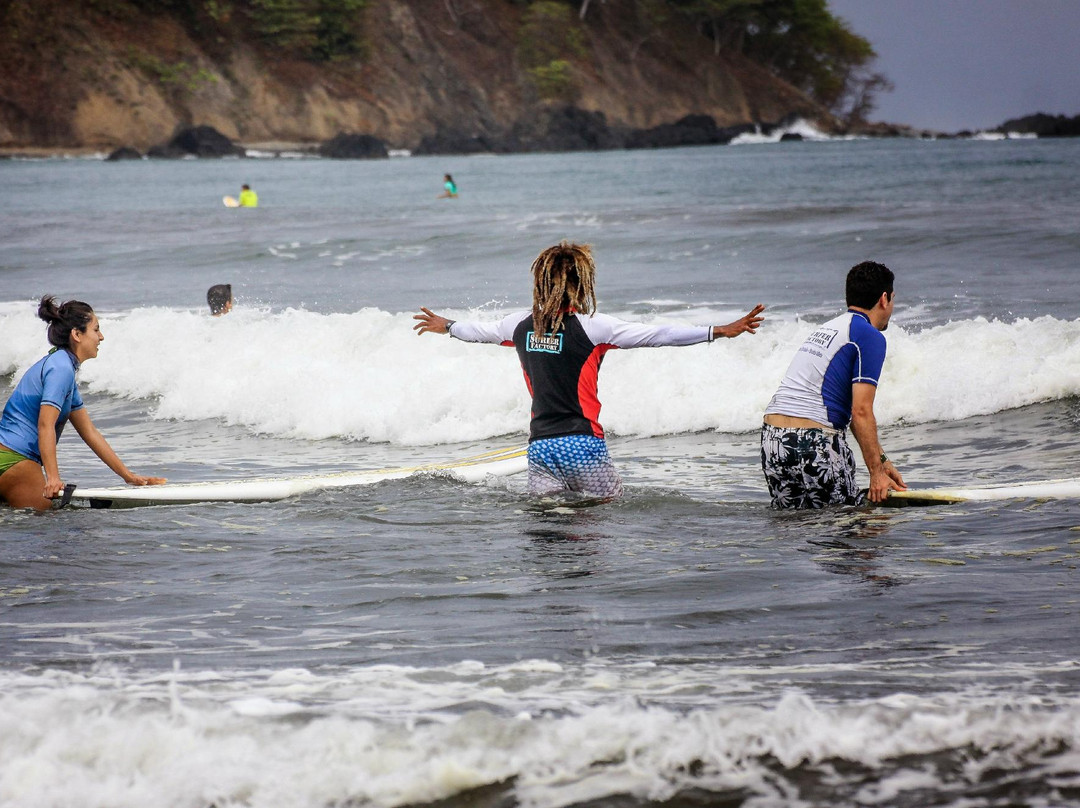 Surfer Factory Surf School景点图片