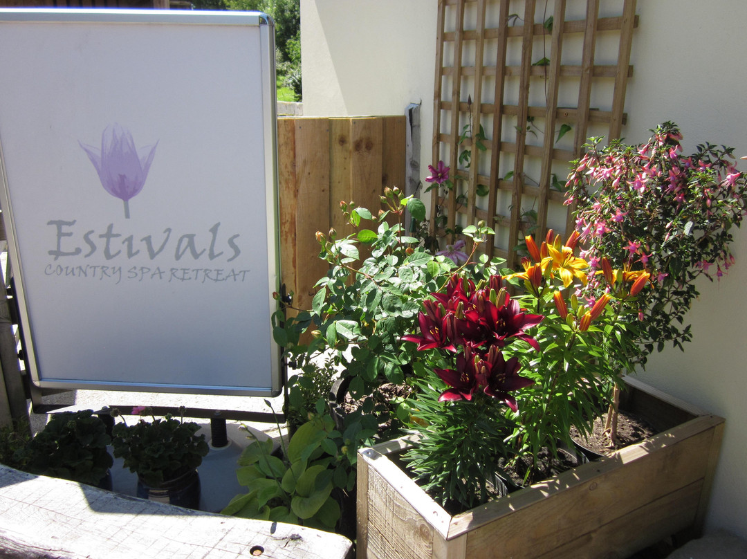 Estivals Country Beauty Retreat景点图片