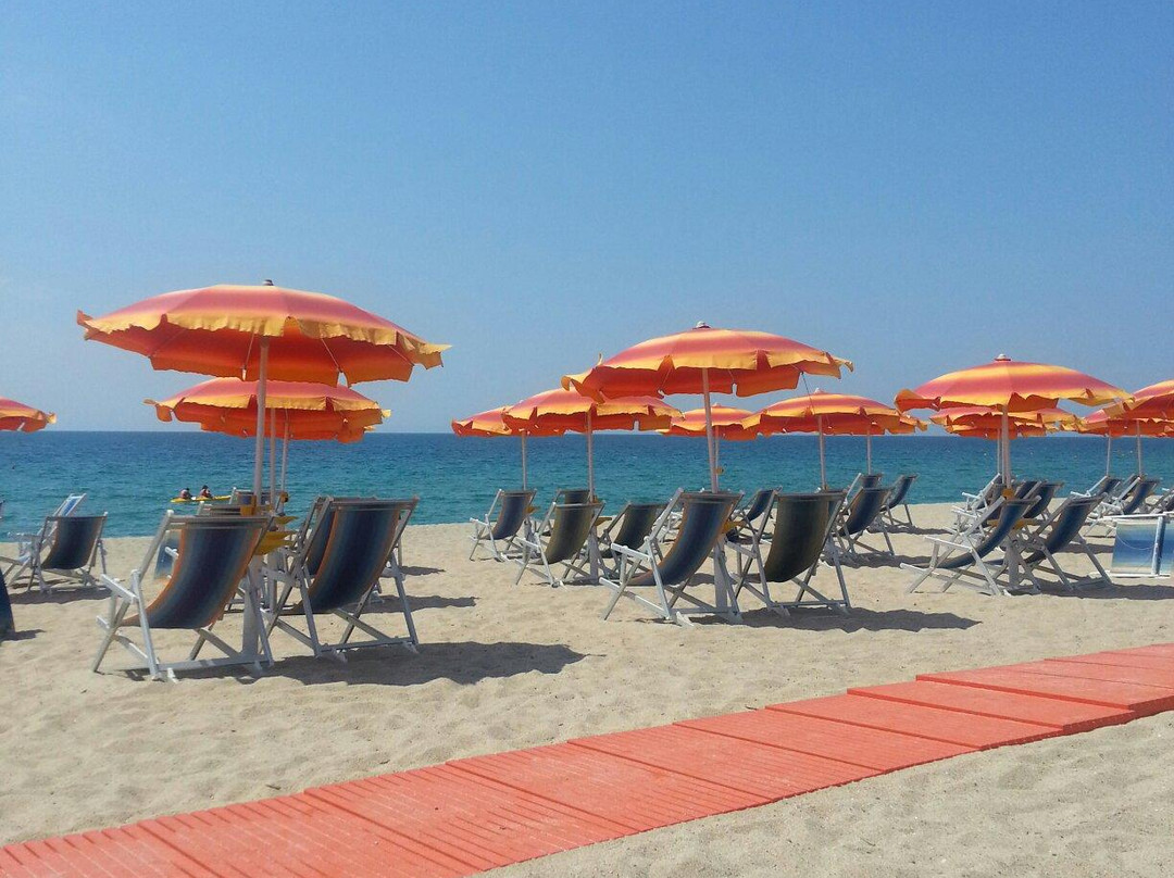 Spiaggia di Steccato di Cutro-Cutro必去景点