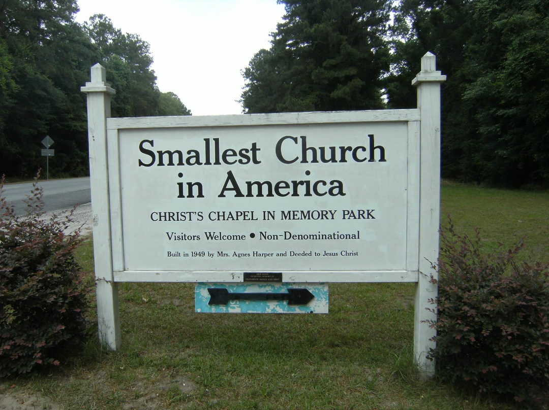 The Smallest Church in America景点图片