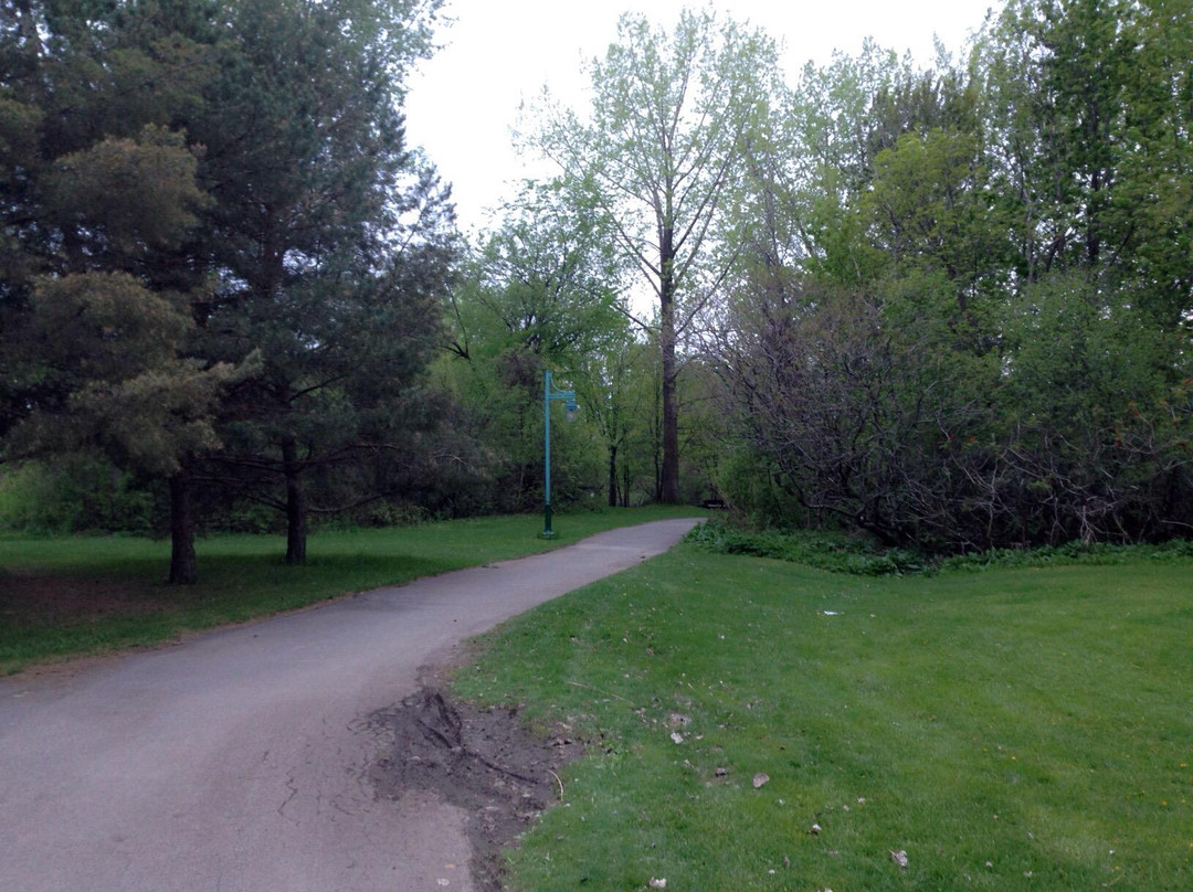 Parc des Prairies-拉瓦尔必去景点