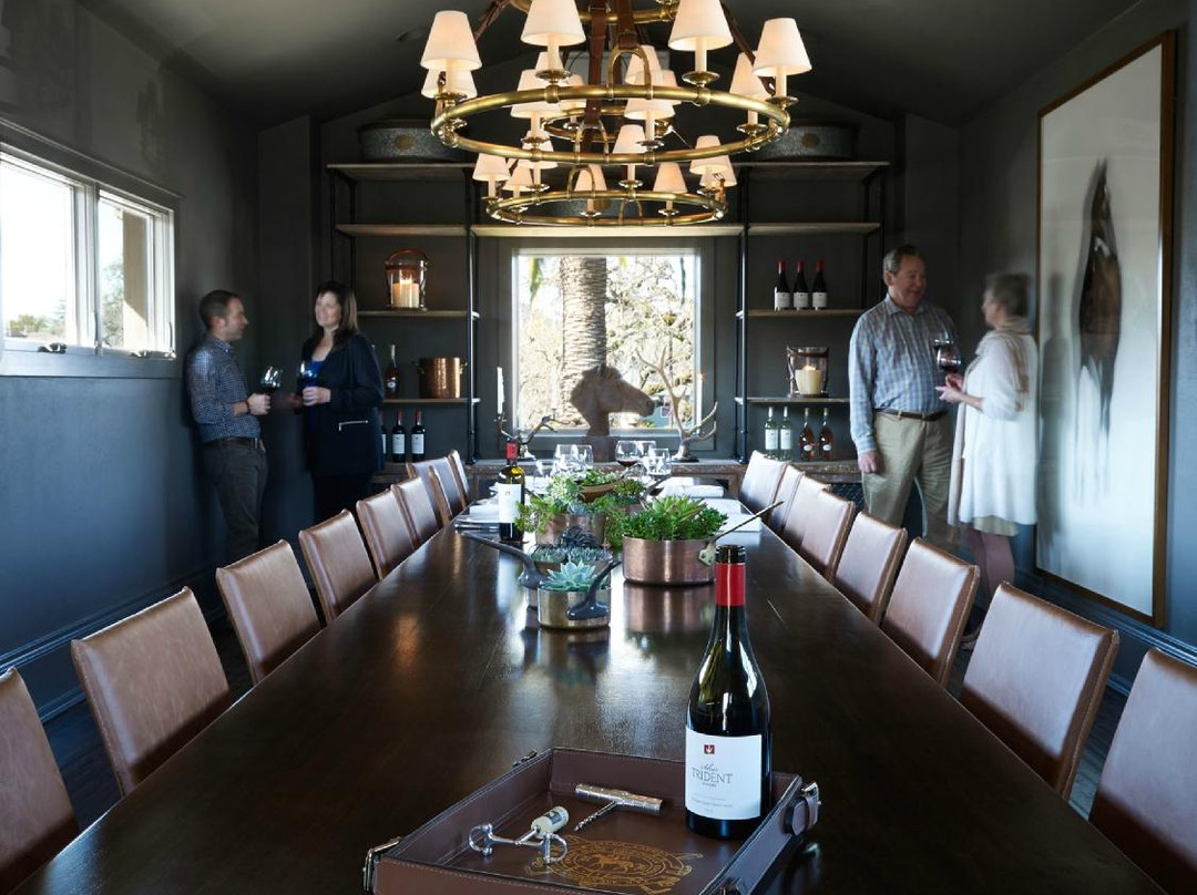 Silver Trident Winery Tasting Home景点图片