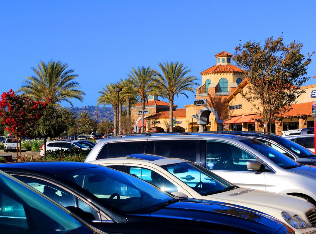 卡马里奥名牌折扣中心-卡马里奥必去景点