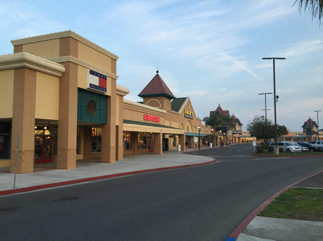 Tulare Outlet Center-图莱里必去景点