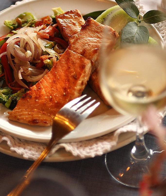 Fresia餐馆和美食-Elun Restaurant