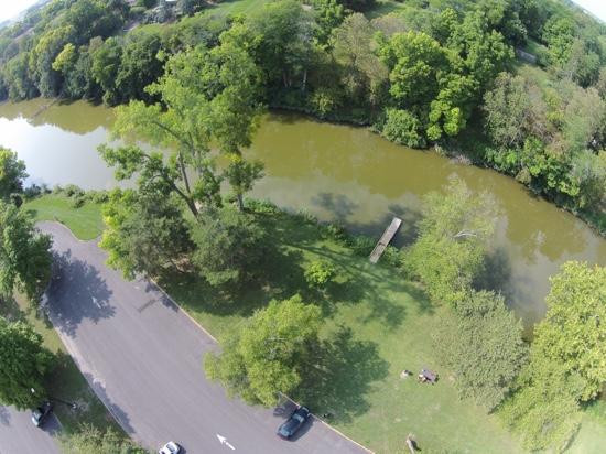 Side Cut Metropark-莫米必去景点